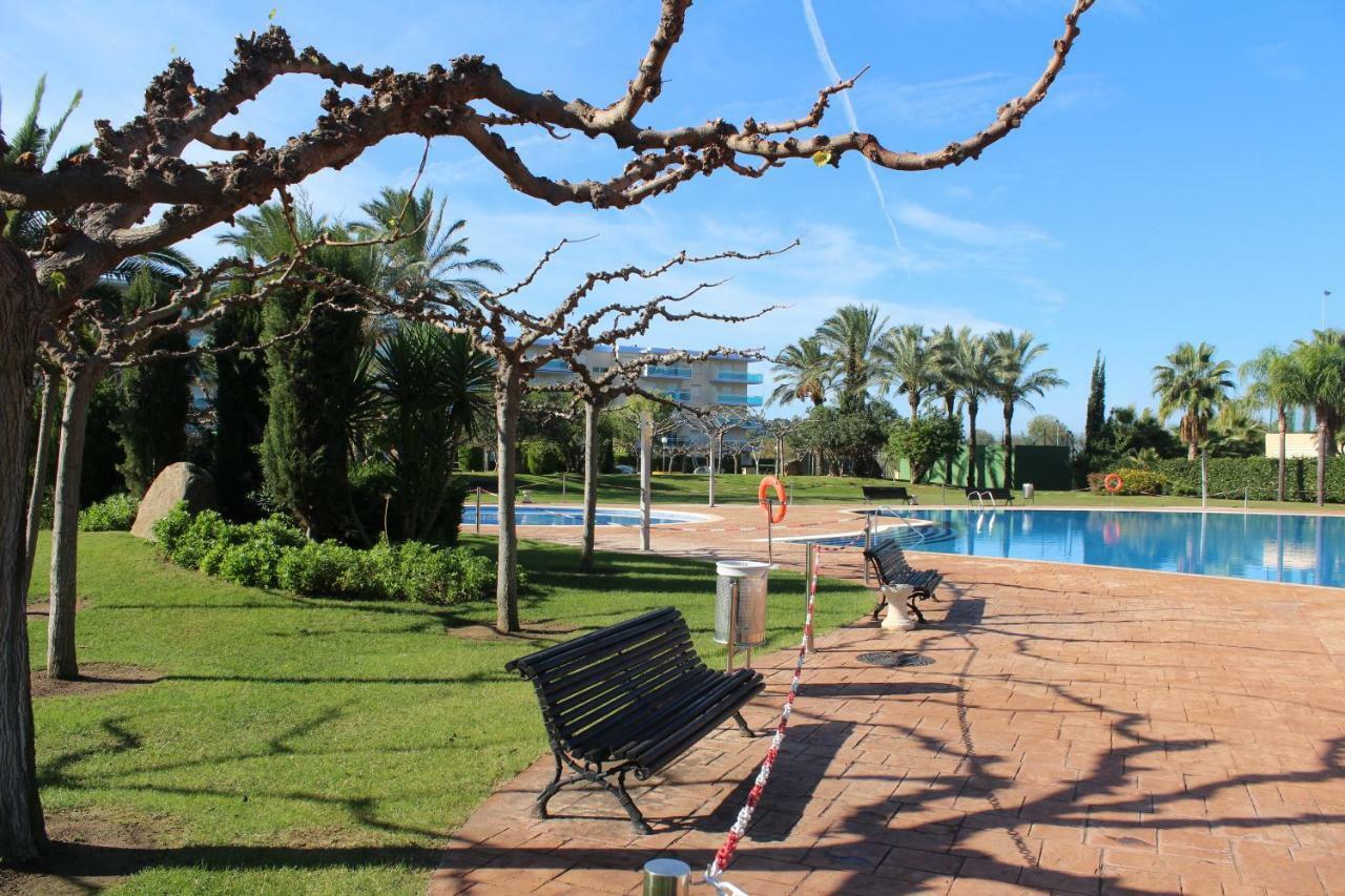 סאלו Los Juncos De Pineda Park מראה חיצוני תמונה